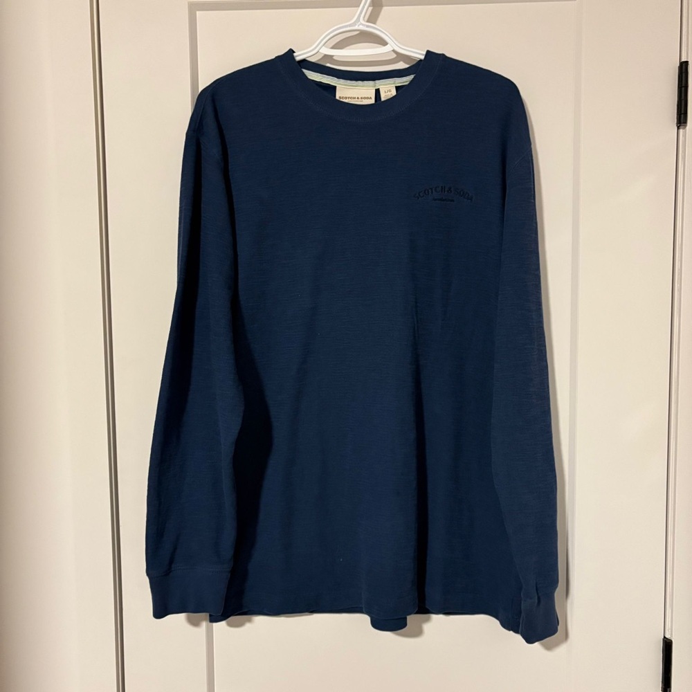 Scotch and Soda Men's Blue Sweater - Elevated Basic European Winter Staple